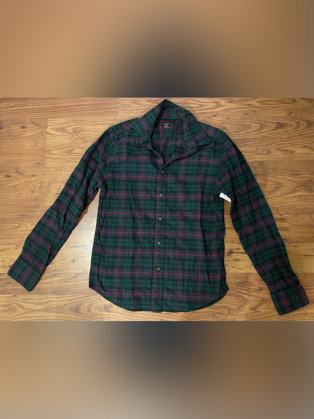 UNTUCKit Men's Dark Green and Red Plaid Button-Down Shirt